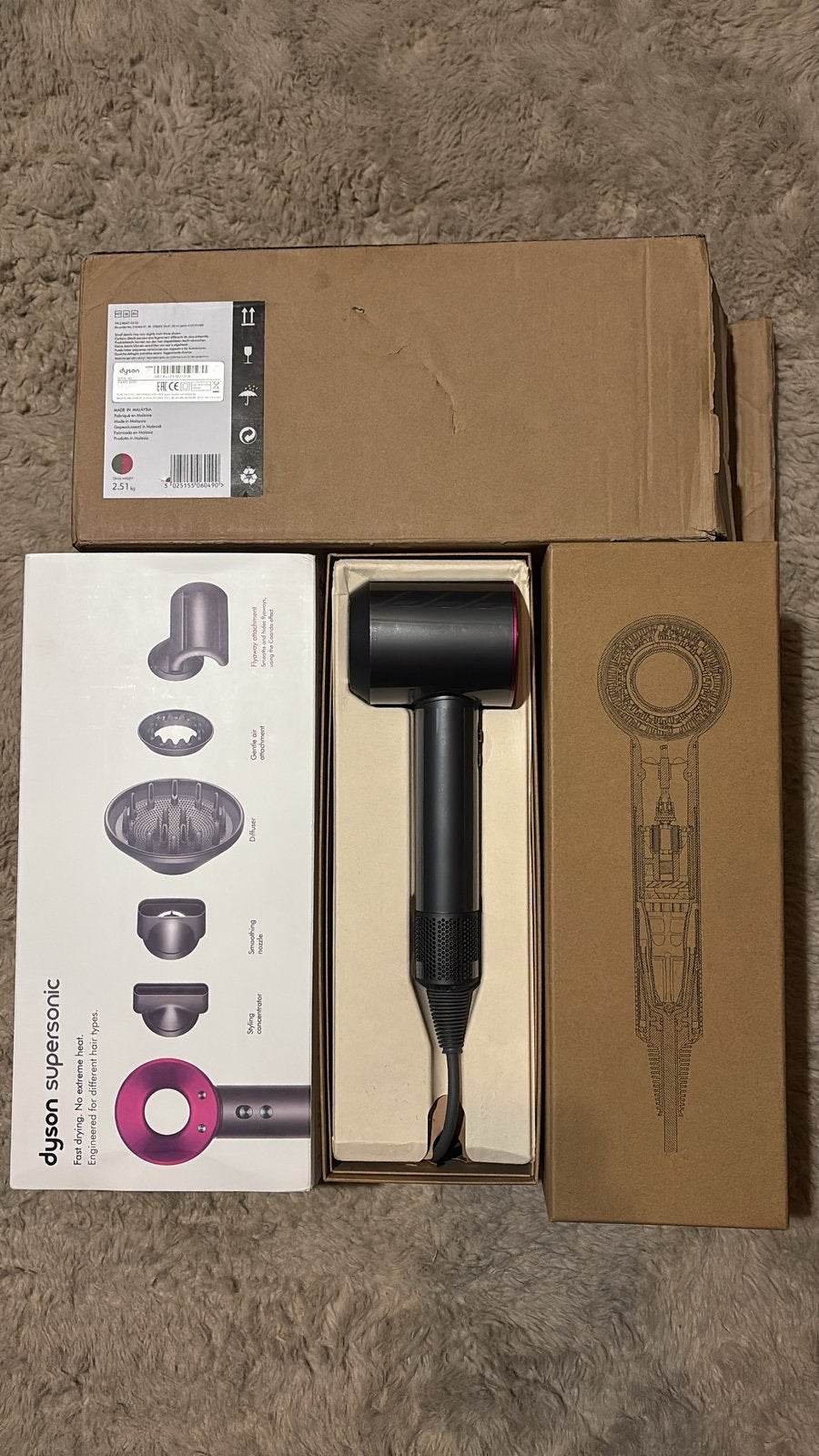 Dyson Supersonic HD08 – Fuchsia / Nickel – Nieuw, Handtassen en Accessoires, Ophalen of Verzenden, Nieuw, Haardroger