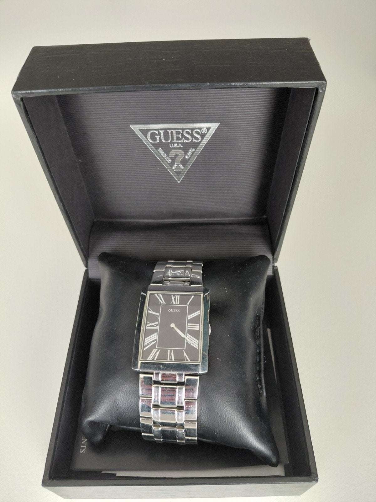 Jolie montre Guess homme, Enlèvement ou Envoi