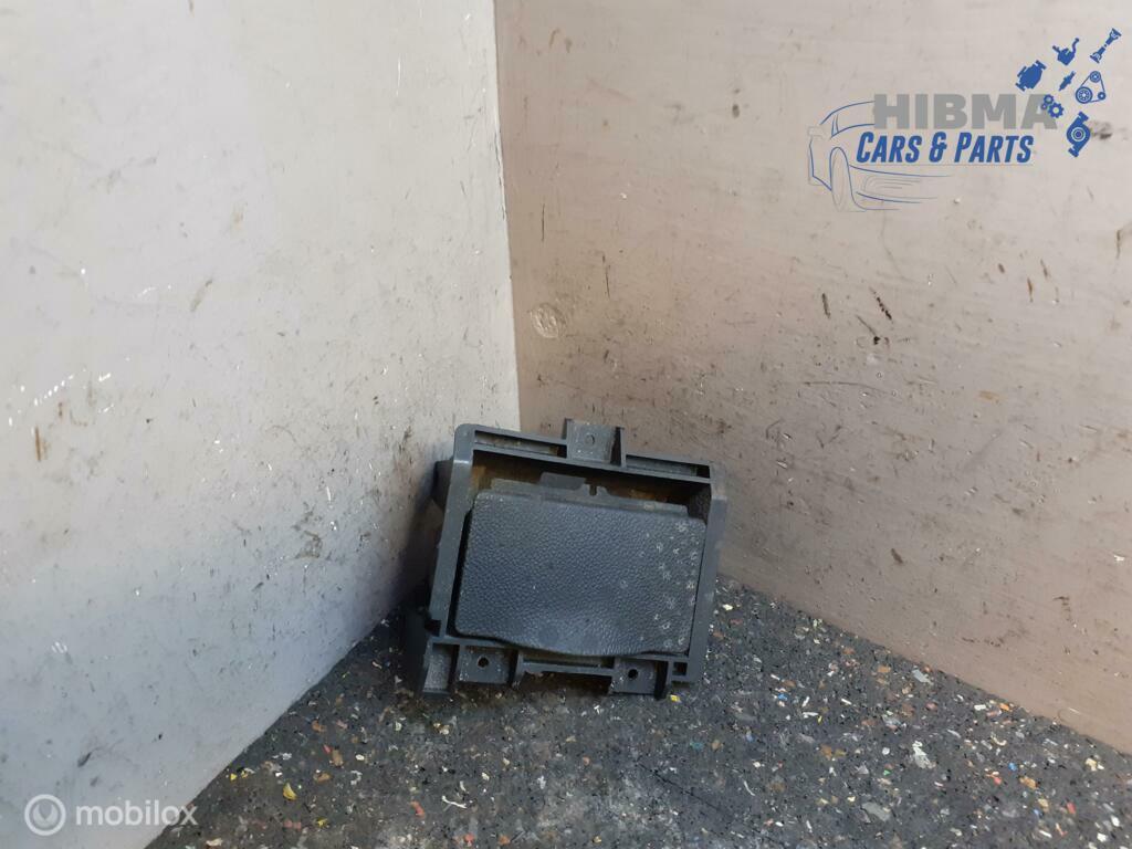 Asbak Alfa Romeo 147 Voor LS325906 2000 t/m 2010, Auto-onderdelen, Gebruikt, Ophalen of Verzenden, Alfa Romeo, Alfa Romeo