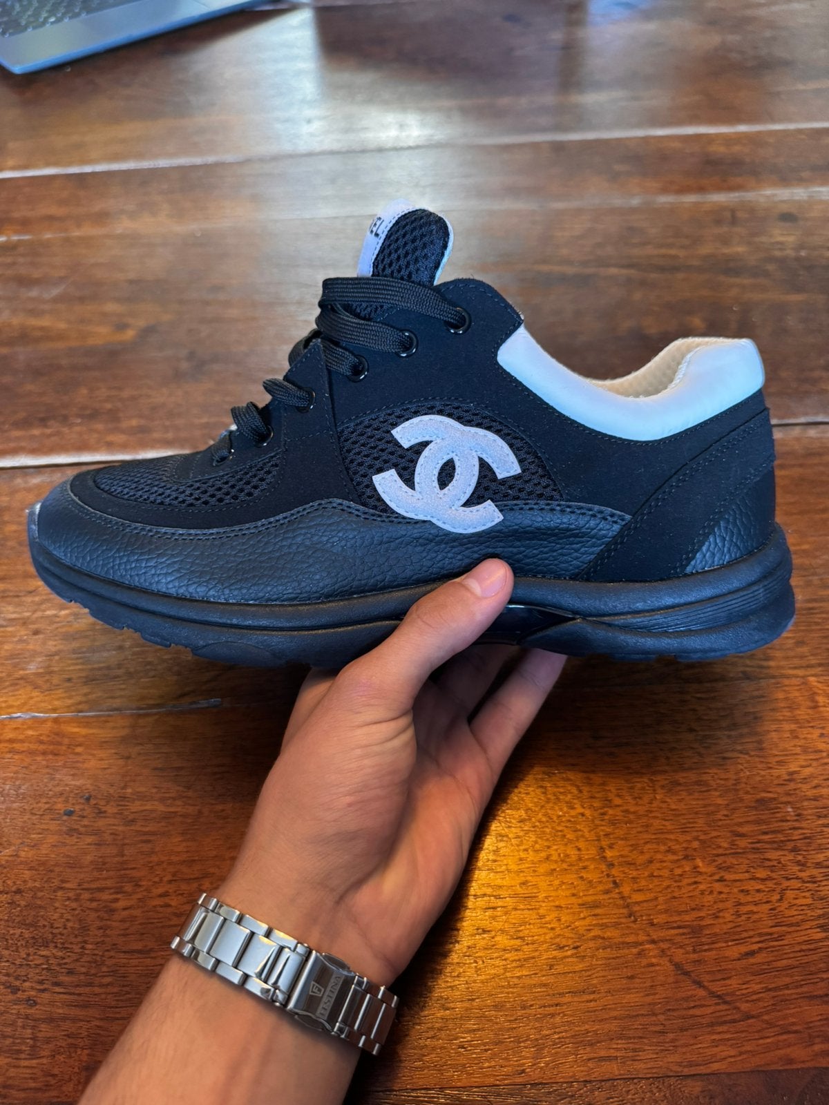 Chaussure noire neuf avec emballage taille 42, Vêtements | Hommes, Envoi, Noir, Baskets