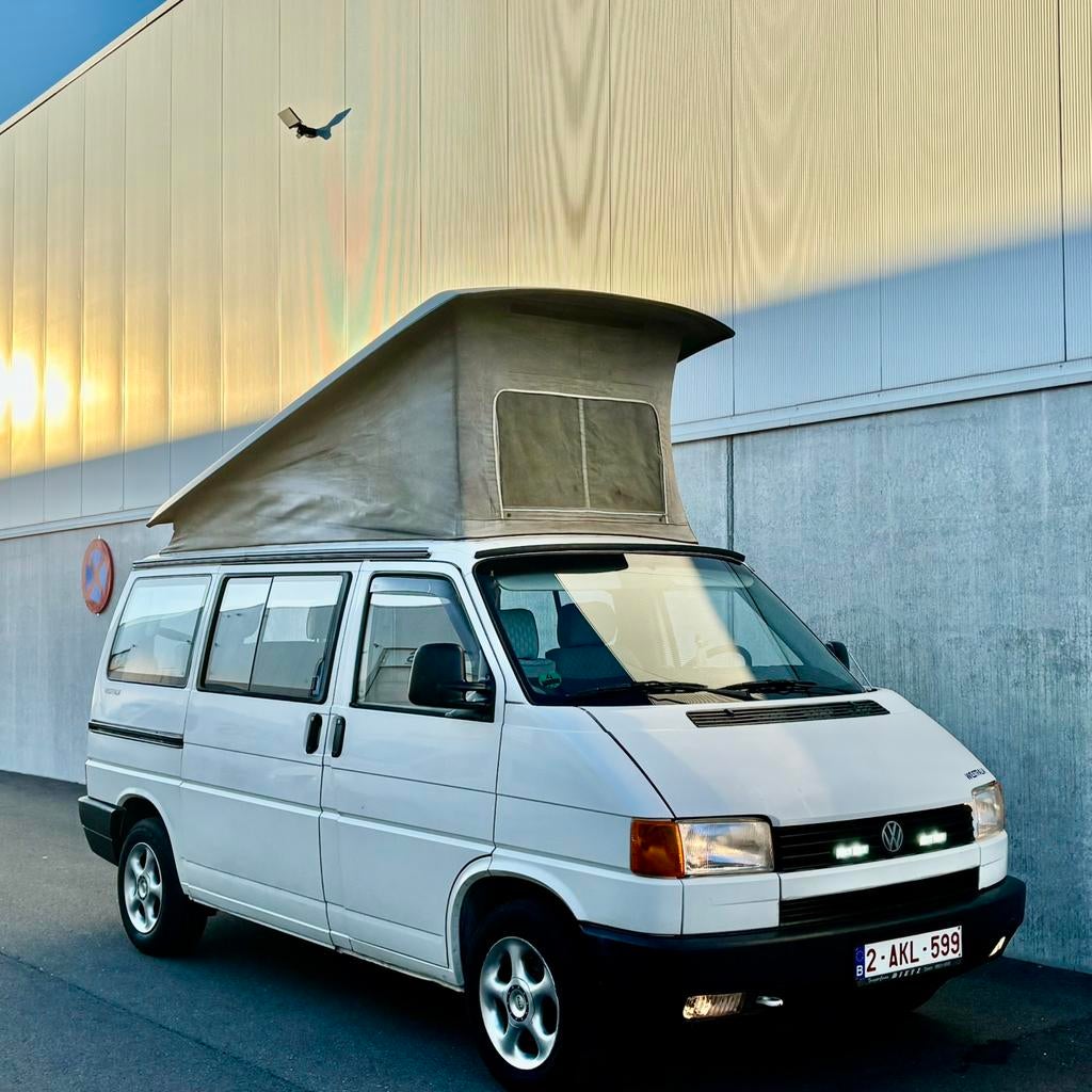 Volkswagen T4 California - Snel weg! Zo mee nemen!, Caravans en Kamperen, Hefdak, Buscamper of Camperbus, Volkswagen, Handgeschakeld