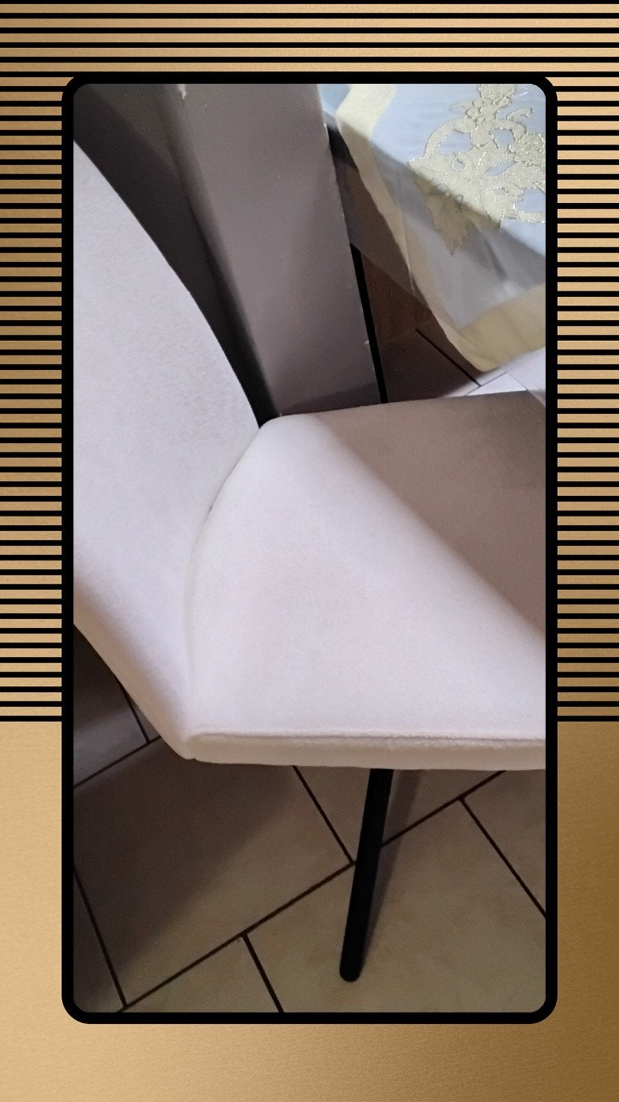 table carré 1m/1m..2 chaises, Maison & Meubles, Enlèvement, Carré, Comme neuf, Jusqu'à deux personnes