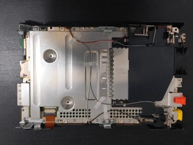 carte mère nintendo wii u + coque basse complète, Games en Spelcomputers, Games | Nintendo Wii U, Ophalen, Gebruikt