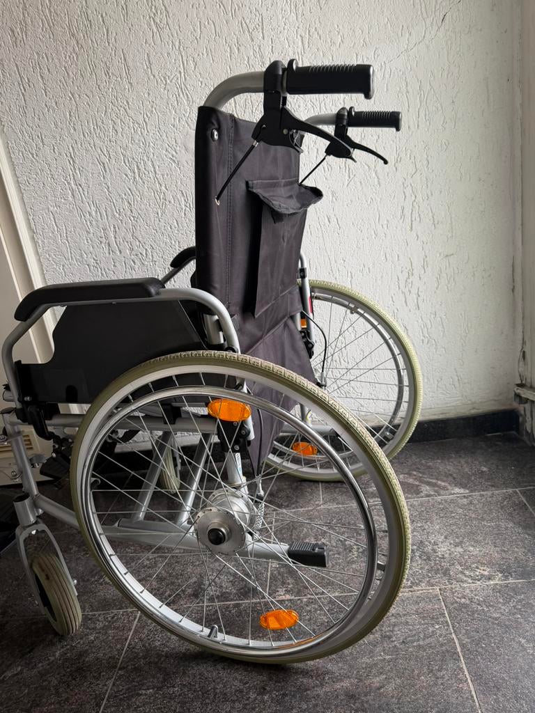 Opvouwbare rolstoel – goede staat, Diversen, Ophalen, Zo goed als nieuw
