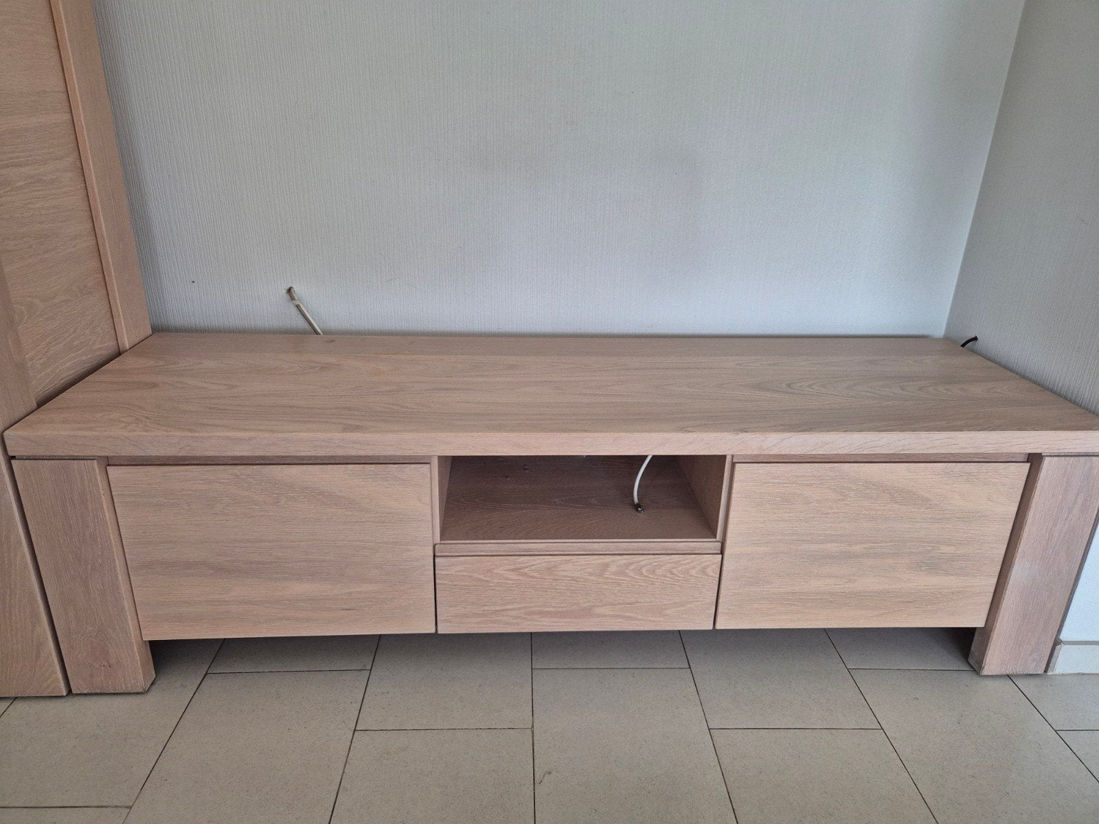TV-kast eikenhout, Ophalen, Eikenhout