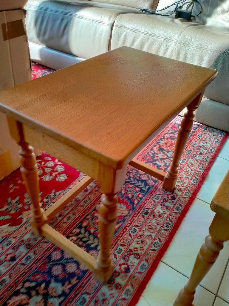 Bijzet tafeltje, Huis en Inrichting, Gebruikt, 55 tot 75 cm, Rechthoekig, Hout