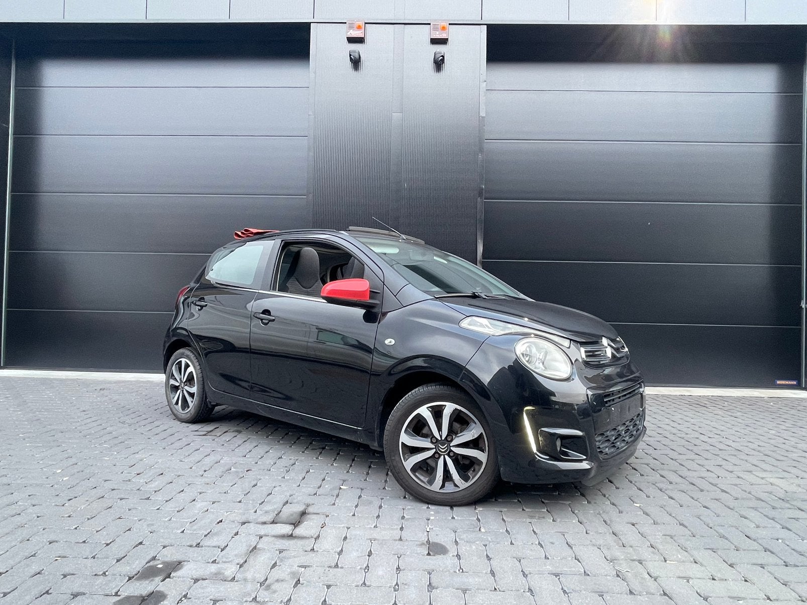 Citroën C1 Essence Cabrio Carnet Contrôle Gps Clim Ok, Auto's, Citroën, Cabriolet, C1, Zwart, Bedrijf