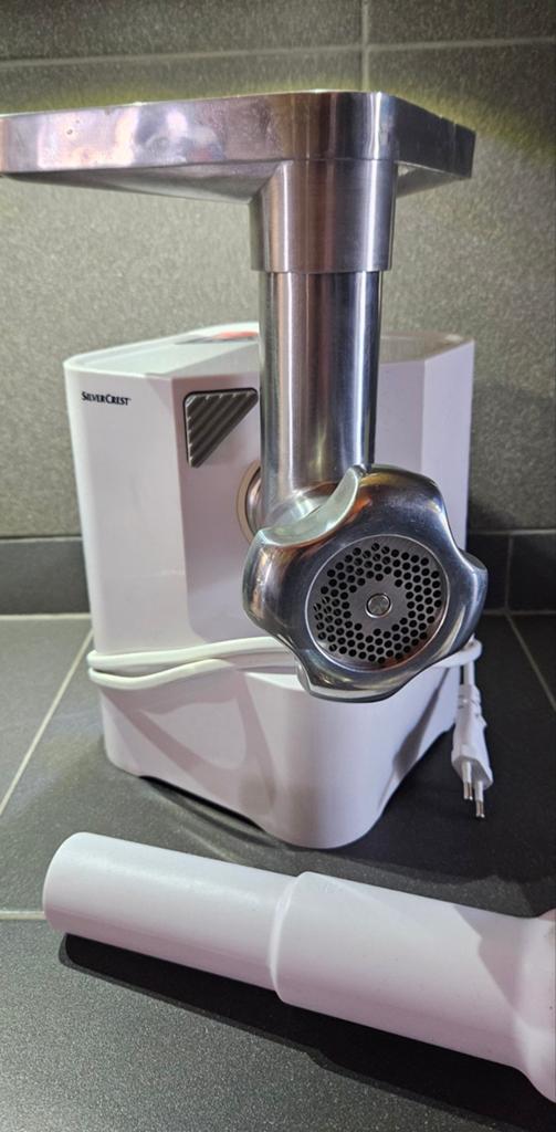 Robot hachoir sylvercrest, Elektronische apparatuur, Juicers, Ophalen of Verzenden
