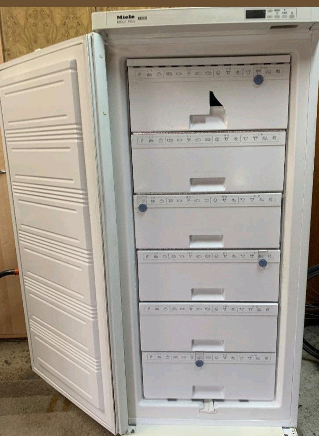 vrieskast, Elektronische apparatuur, Vriezers en Diepvrieskisten, Gebruikt, 120 tot 140 cm, Ophalen, Vrieskast