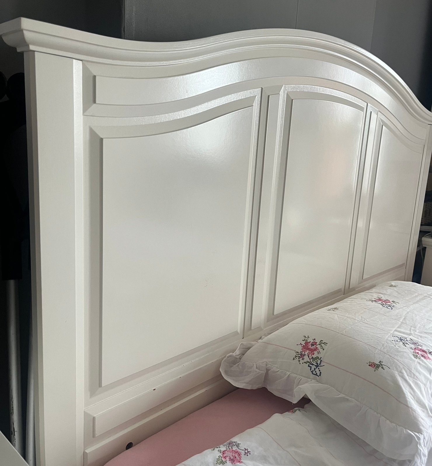 Lit 2 personnes  avec sommier( 140x200), Ophalen, Romantique, Wit, Tweepersoons