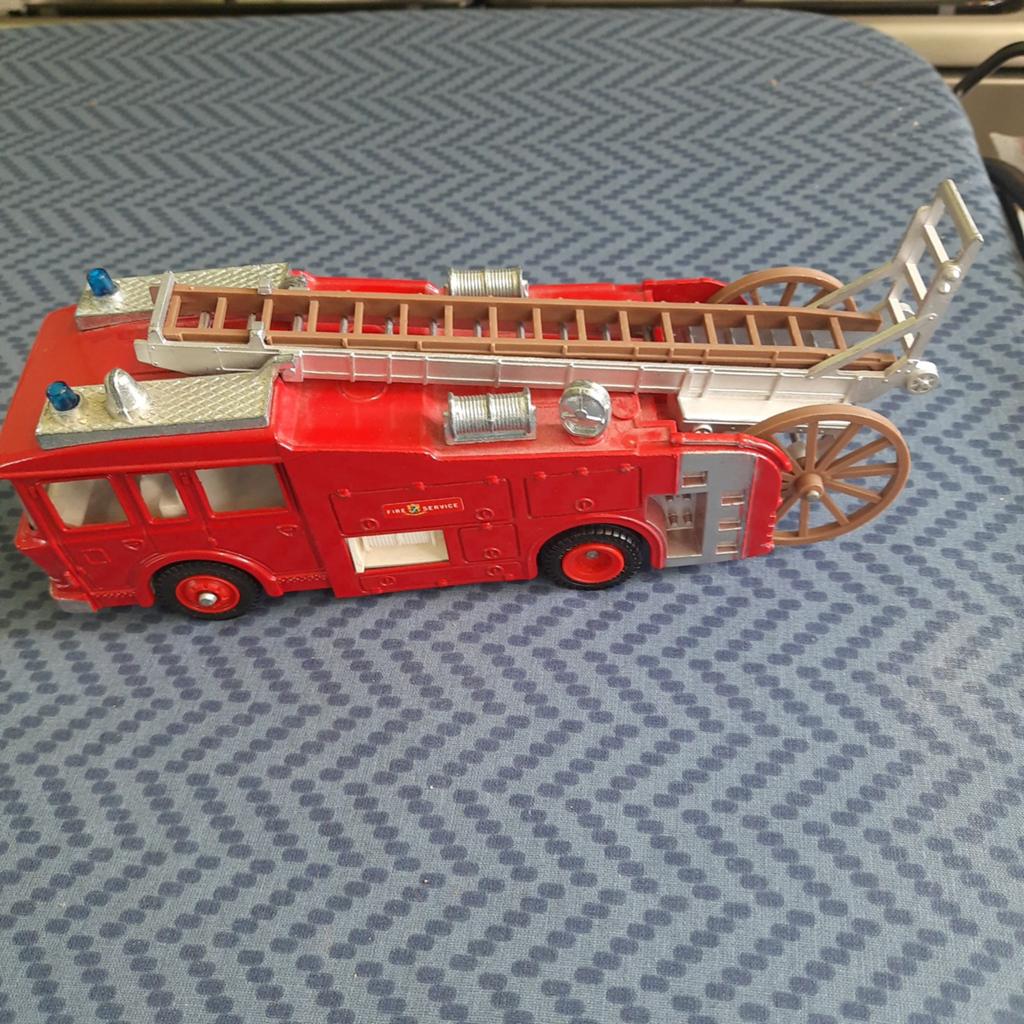 DINKY SUPERTOYS UK*Non. ? ? 266 ? ? * E.R.F. FIRETENDER *VIN, Enlèvement, Utilisé, Bus ou Camion, Dinky Toys