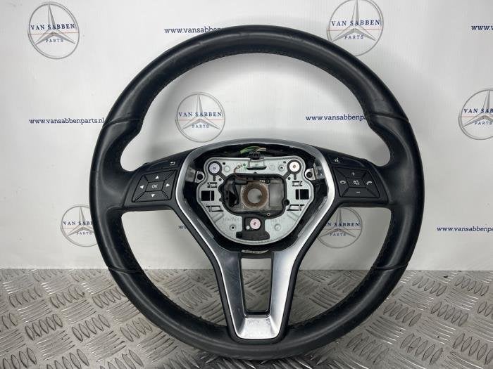 Volant d'un Mercedes A-Klasse, -, 3 mois de garantie, Utilisé, -