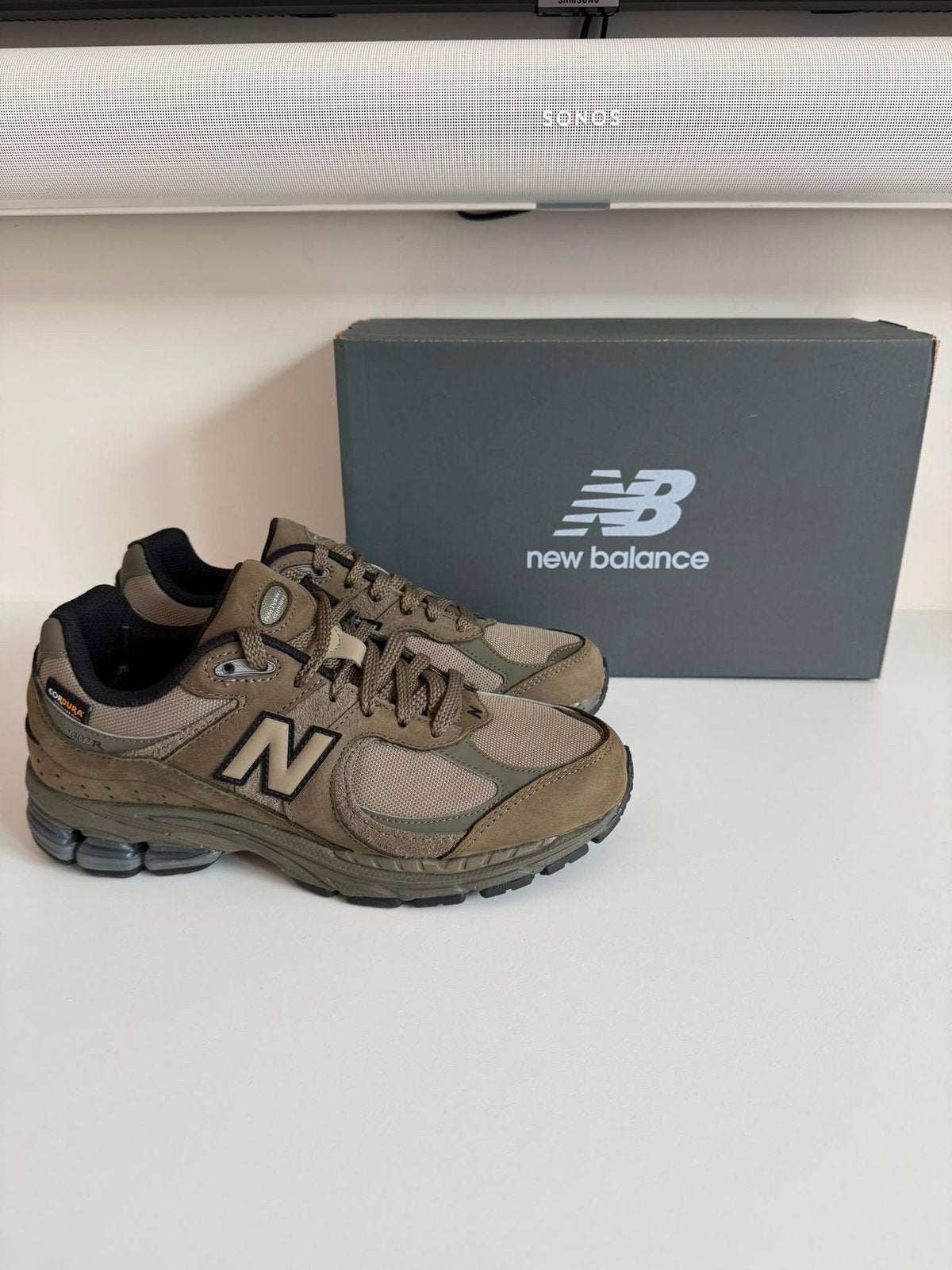 New Balance Camo 2002 taille 40 neuve, Neuf, Enlèvement ou Envoi, Autres couleurs, Baskets