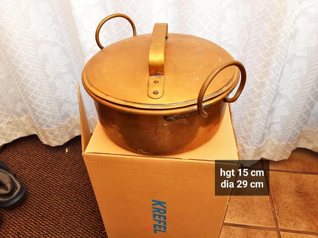 Zeer oude koperen stoofpot met deksel, Antiek en Kunst, Ophalen of Verzenden