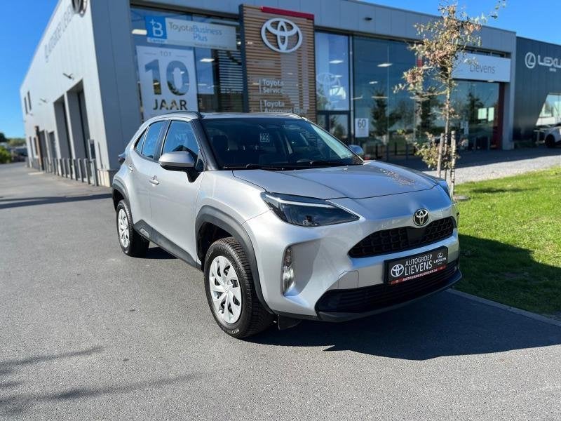 Toyota Yaris Cross 1.5 HYB DYNAMIC, Autos, Argent ou Gris, Achat, Euro 6, Noir