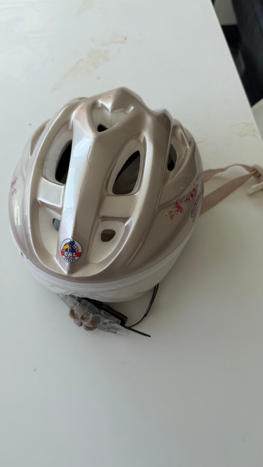 Kinder helm, Ophalen, Zo goed als nieuw