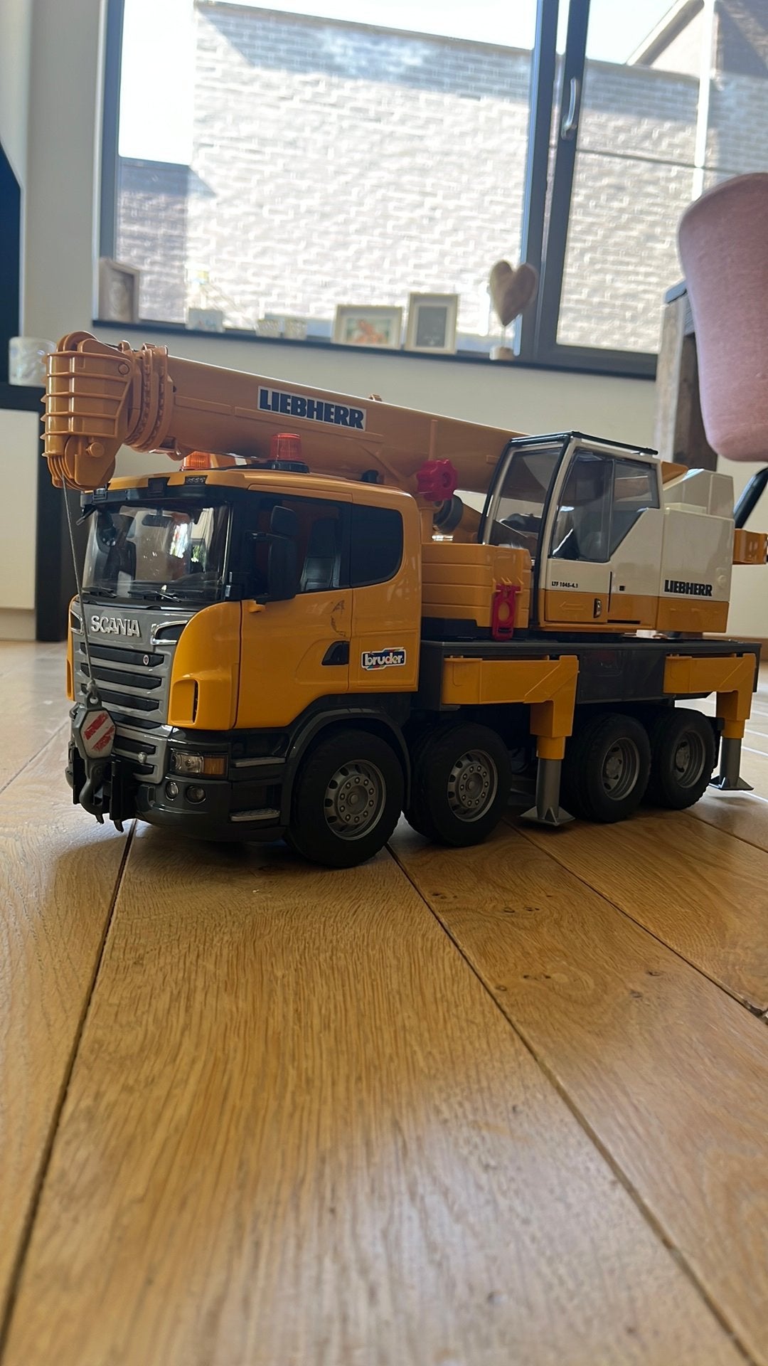 Bruder Liebherr kraanwagen, Enlèvement, Comme neuf