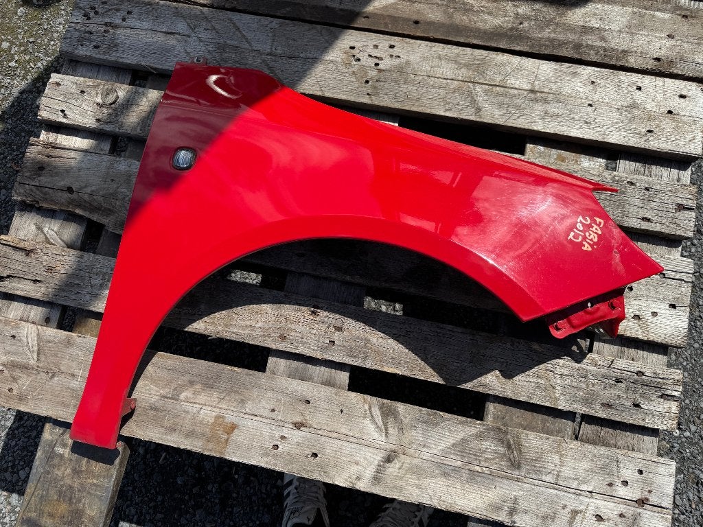 Aile avant droite Skoda Fabia 2007-2014, Enlèvement, Utilisé, Droite, Skoda