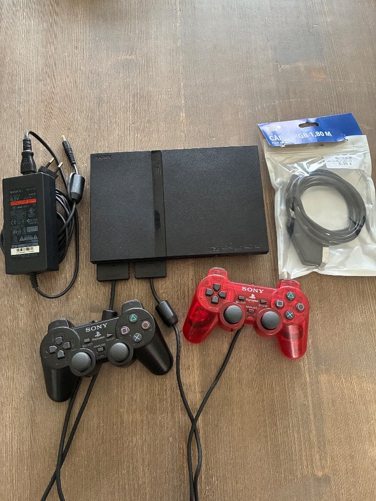 PS2 Slim remis à neuf - Nouveau laser + accessoires, Enlèvement ou Envoi, Reconditionné, Noir, Avec 2 manettes