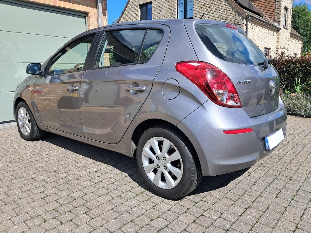 Hyundai i20, Autos, Achat, Particulier, Tissu, 4 cylindres