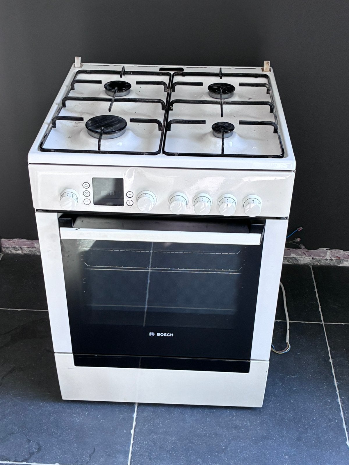Kookfornuis op gas met elektrische oven, Elektronische apparatuur, Ophalen, Gebruikt, 4 kookzones, Gas