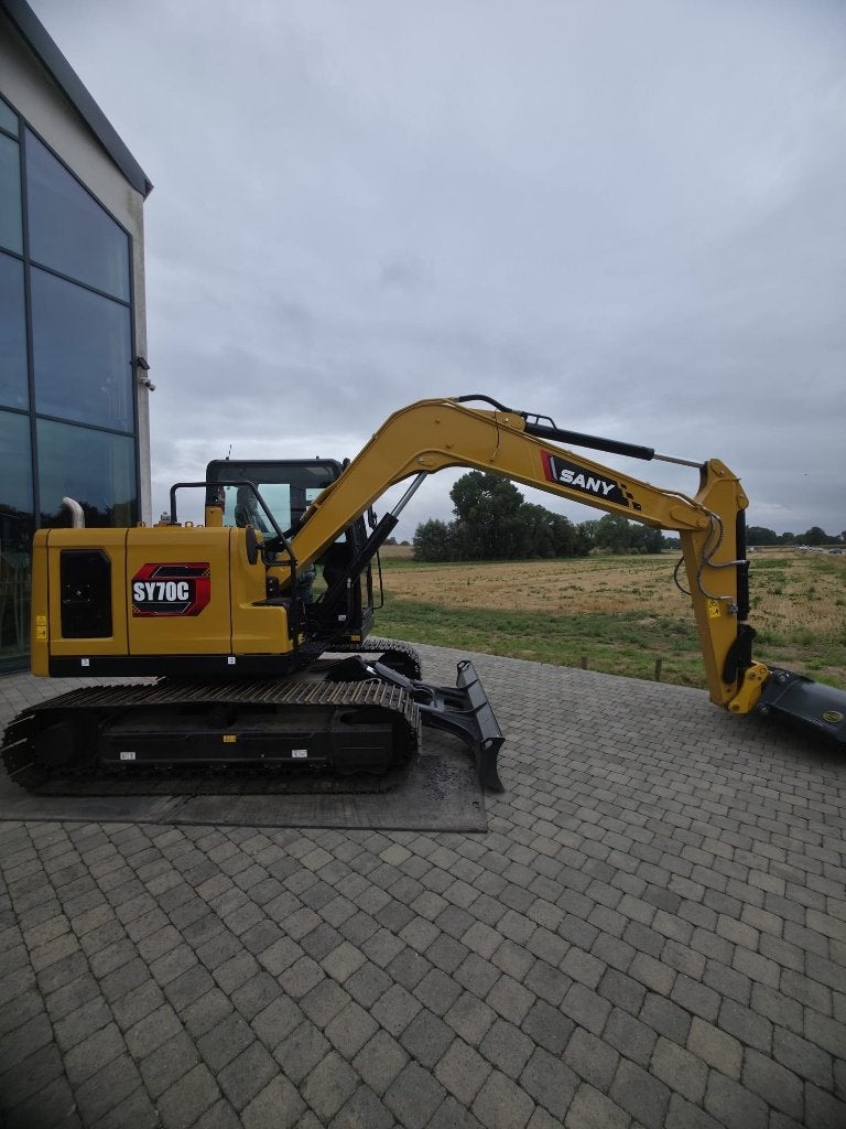 Mini-pelle SANY SY70C (NEUVE 6h, NON CE), Articles professionnels, Enlèvement, Excavatrice