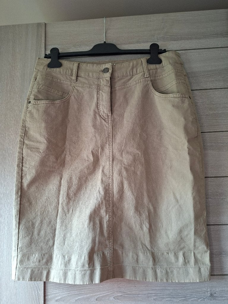 Kaki rok maat 42, Maat 42/44 (L), Ophalen of Verzenden, Zo goed als nieuw, C&A