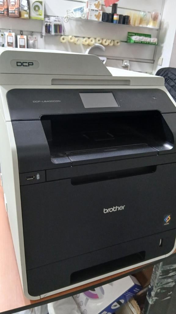 Voor onderdelen: Brother DCP L8400CDN printer, Computers en Software, Printers, Printer