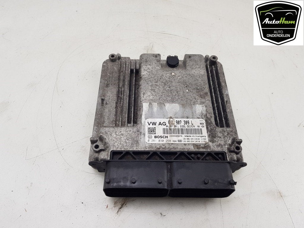 COMPUTER MOTOR Audi A4 Avant (B9) (01-2015/08-2020), Robert Bosch AG, Gebruikt, Audi, Robert-Bosch-Allee 1
74232  Abstatt, DE