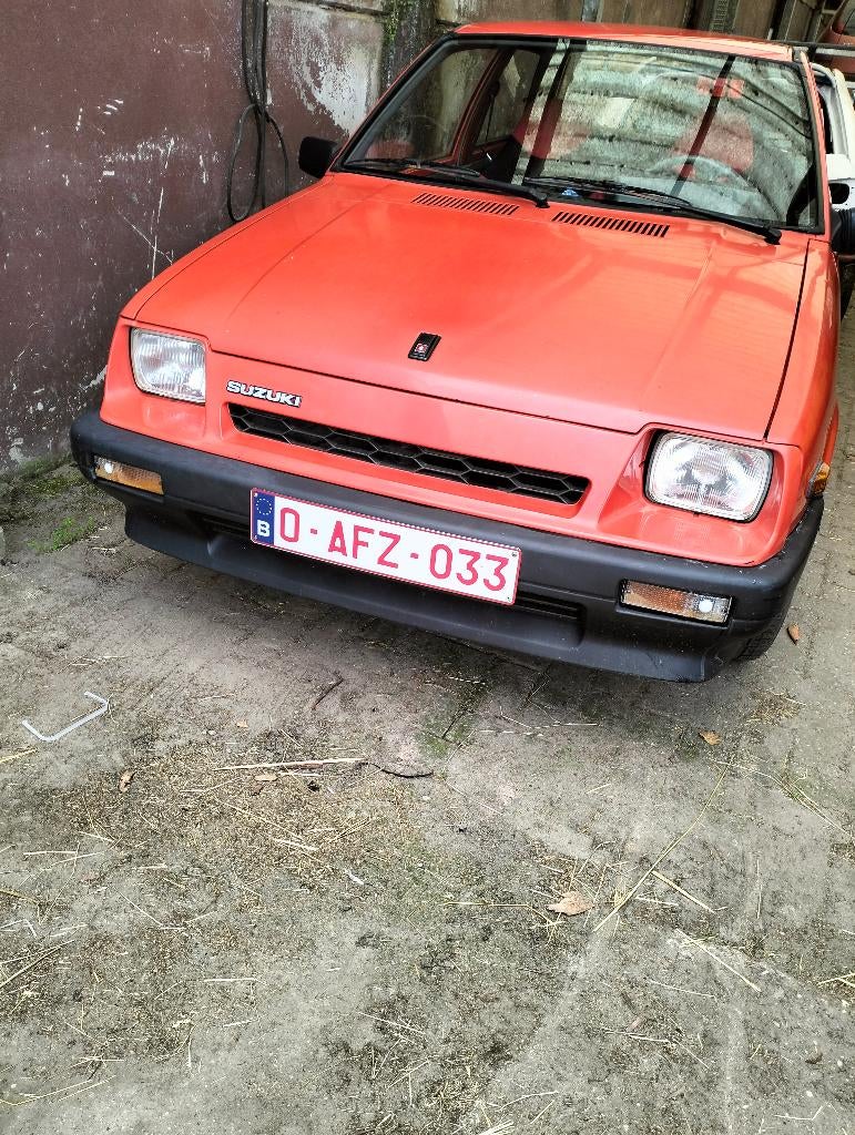 Oldtimer Suzuki Swift mk1, Autos, Suzuki, Particulier, Swift, Essence, Autre carrosserie, 3 portes, Boîte manuelle, Rouge, Autres couleurs