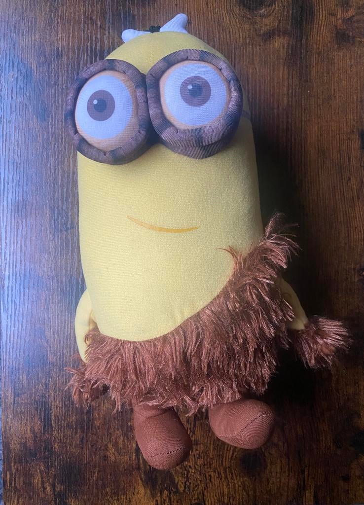 🔥 Kevin de Minion - holbewoner - 33 cm, Verzamelen, Film en Tv, Ophalen of Verzenden, Zo goed als nieuw