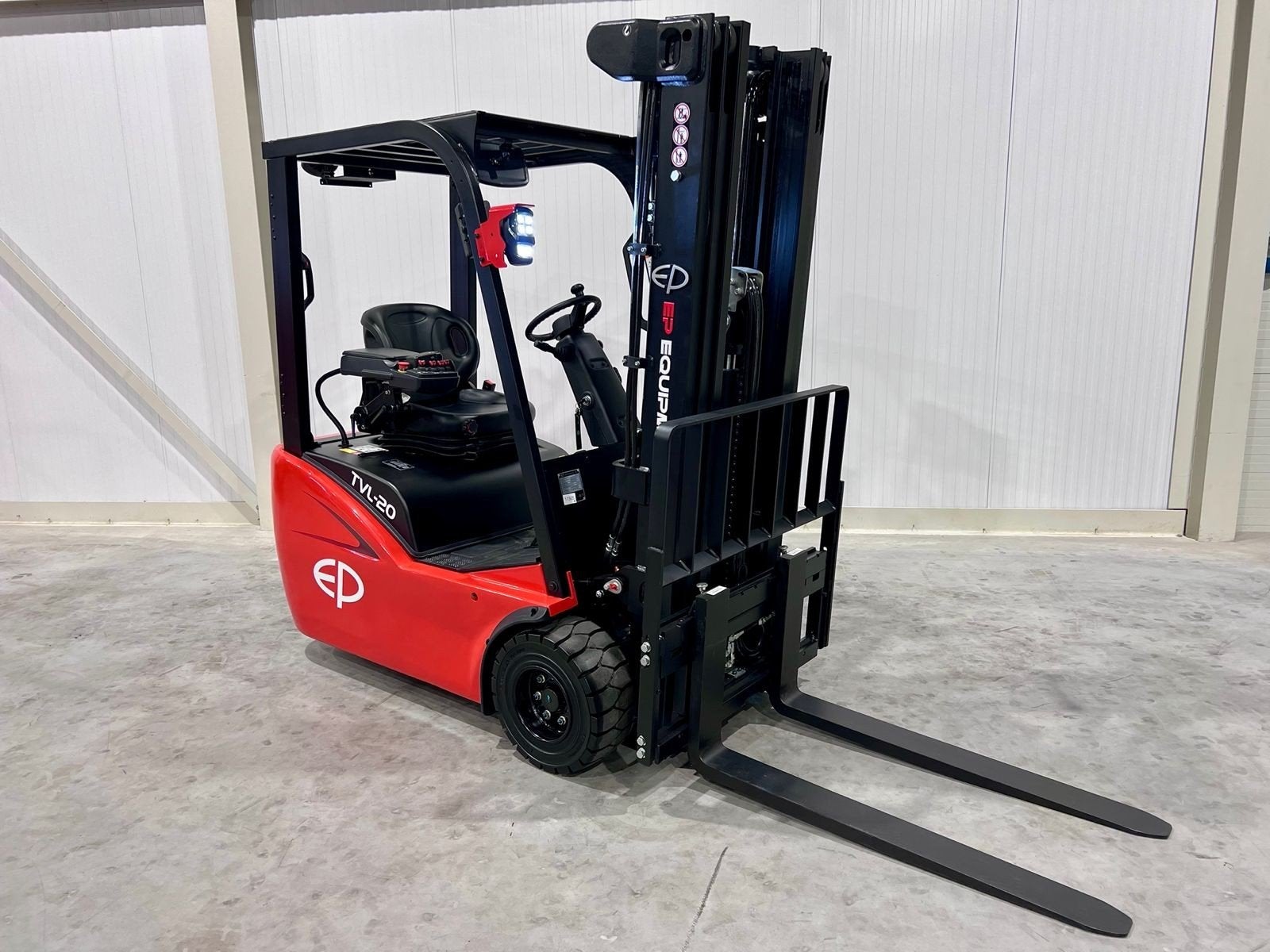 Te koop: Nieuwe elektrische heftruck Ep TVL202 3-wiel triplo, Linde Toyota Jungheinrich Tcm Hyster Nissan Komatsu Still, Heftruck