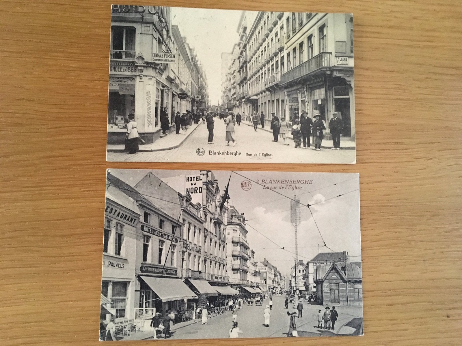 2 oude postkaarten Blankenberghe  La rue de l”Eglise, Verzenden, Gelopen