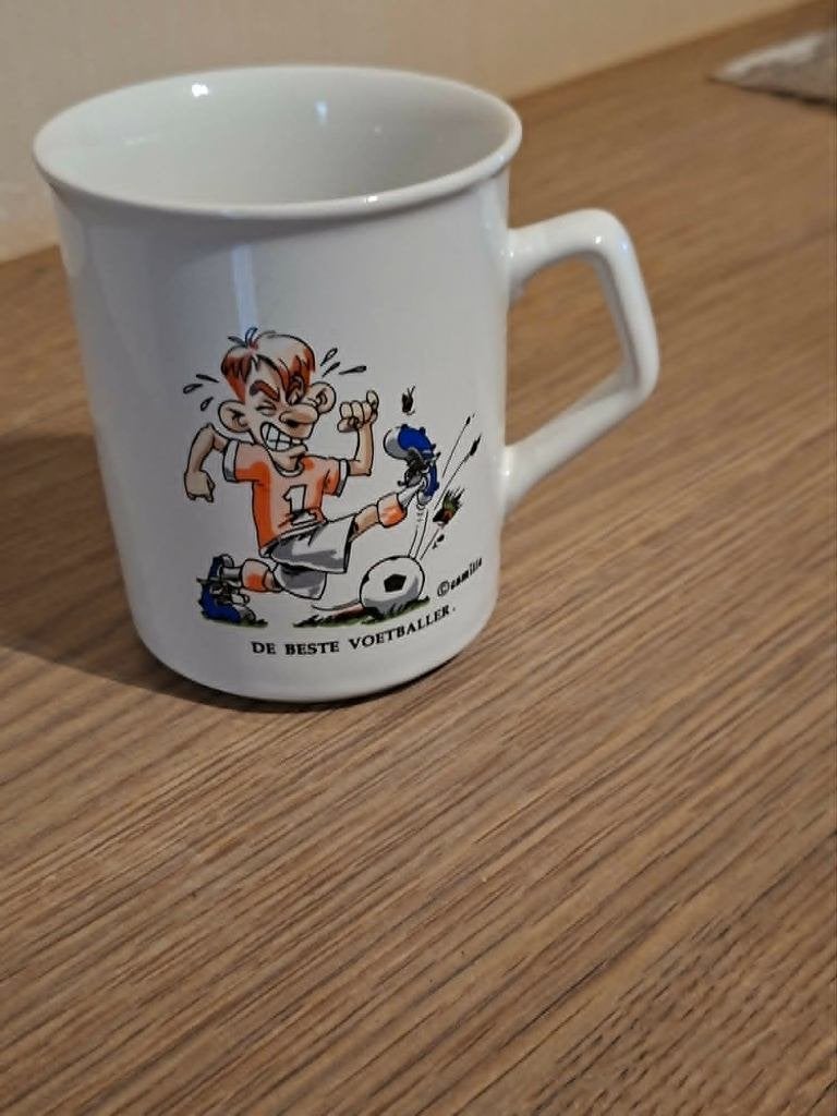 Vintage keramische mok / De beste voetballer / Camille, Ophalen of Verzenden