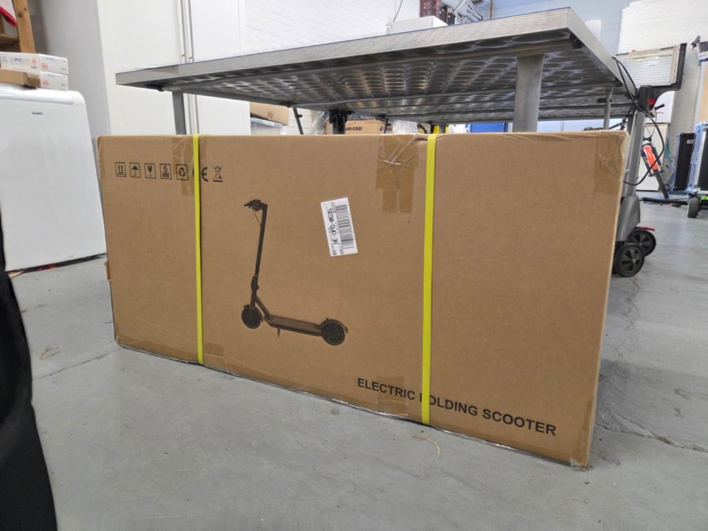 Une nouvelle trottinette électrique remportée grâce à la com, Vélos & Vélomoteurs, Enlèvement