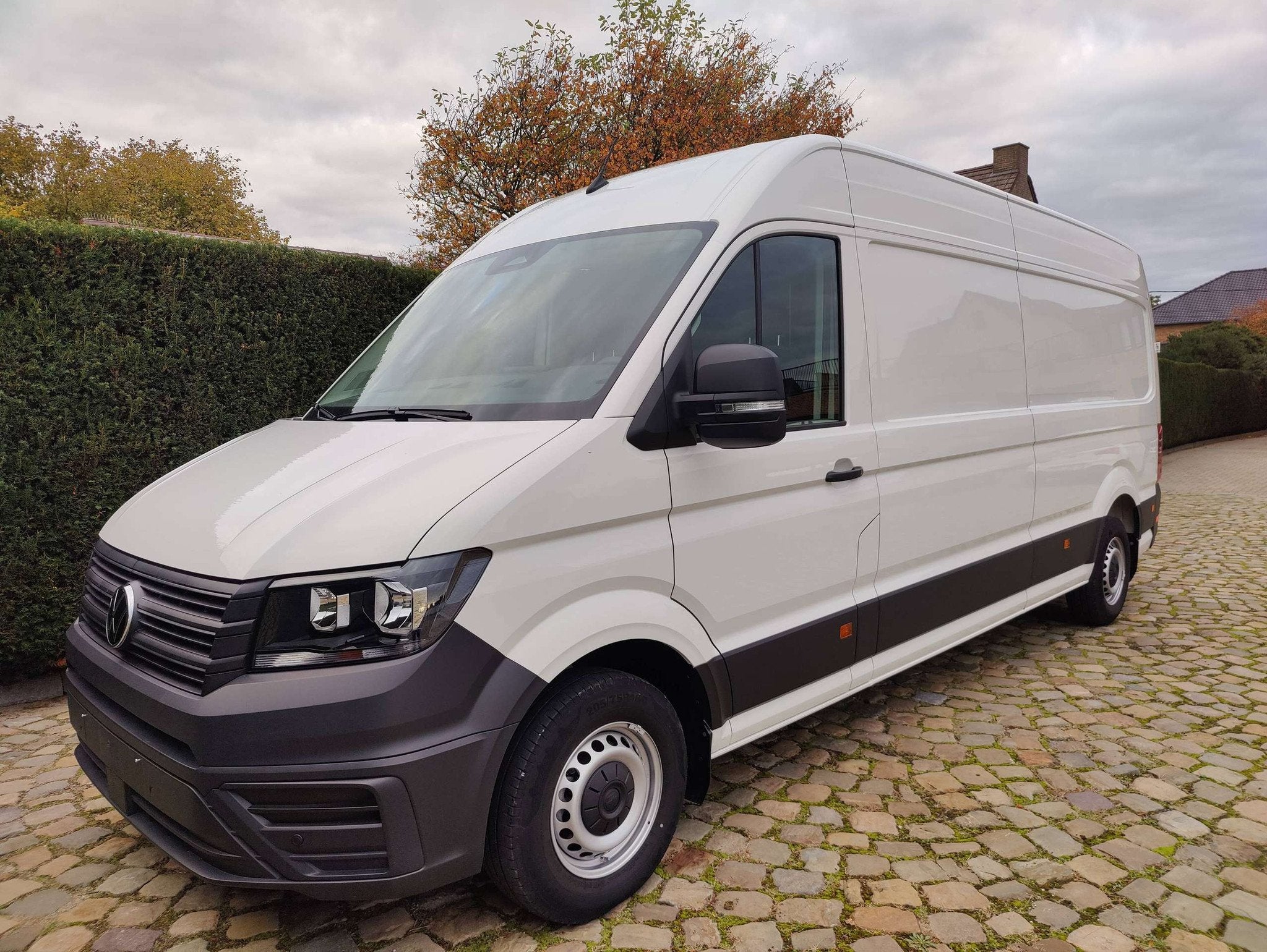 Volkswagen Crafter Crafter 2.0 CR TDi L4H3 (EUVI-E), Auto's, Voorwielaandrijving, Gebruikt, Zwart, 4 cilinders