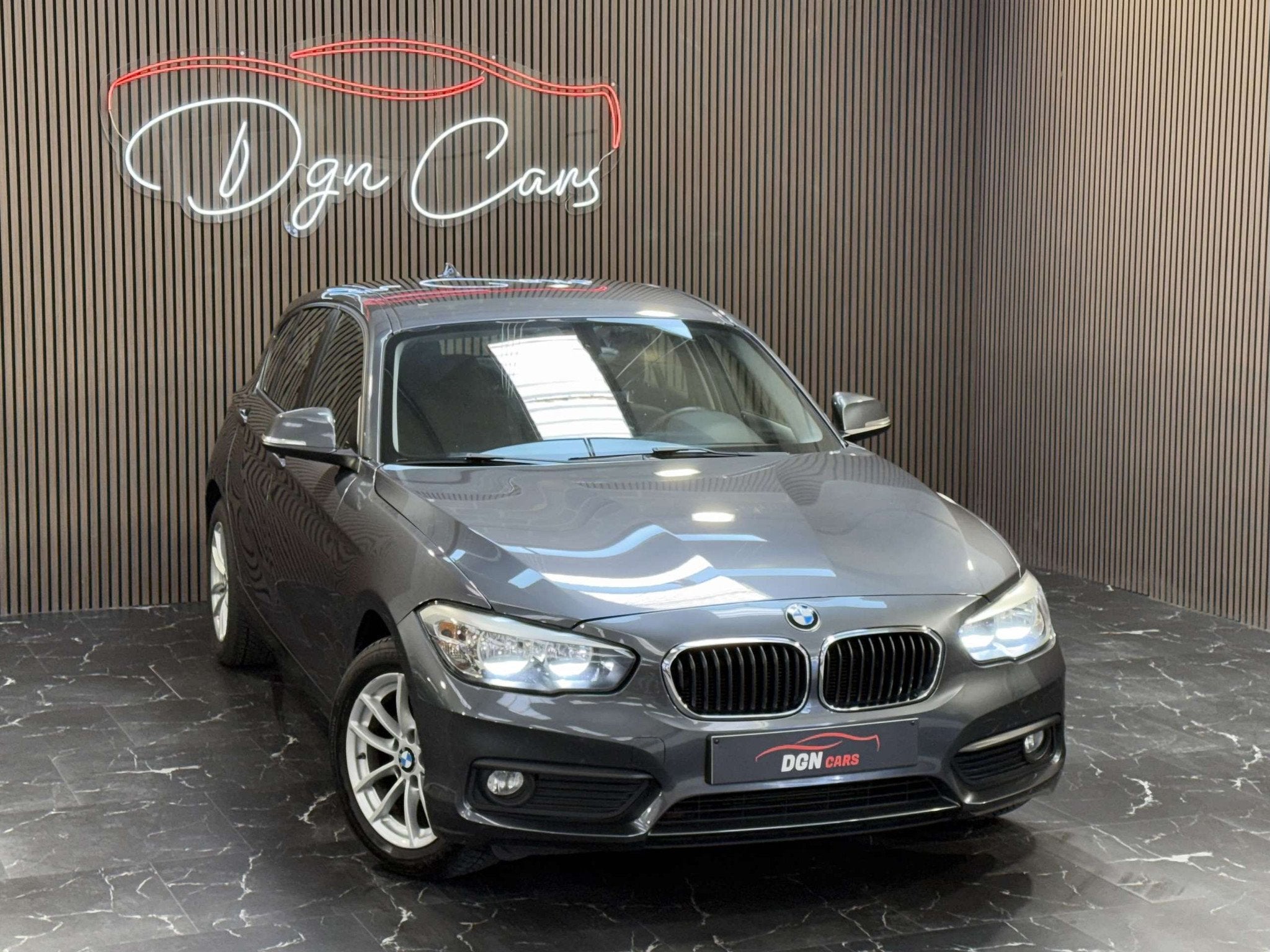 BMW 1 Serie 116 116 dA (automatique), Autos, Argent ou Gris, Achat, Alarme, Euro 6
