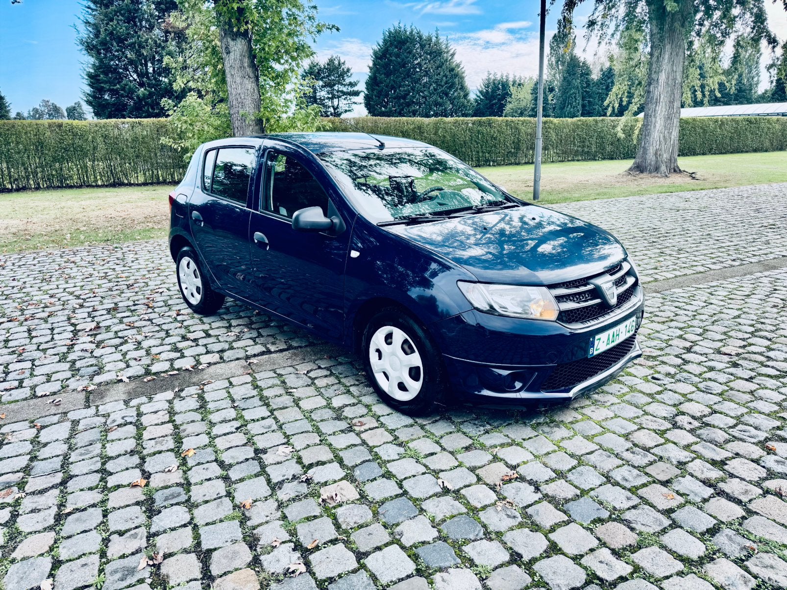 Dacia Sandero 1.2 benzine 77.000 km 1ste eigenaar AIRCO, Stof, Euro 6, Bedrijf, Sandero