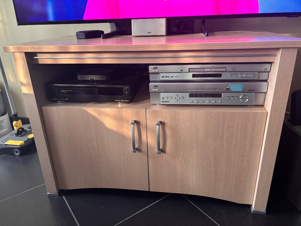 Modern tv-meubel / audiomeubel – Licht eiken, Ophalen, 100 tot 150 cm, Klassiek, Eikenhout