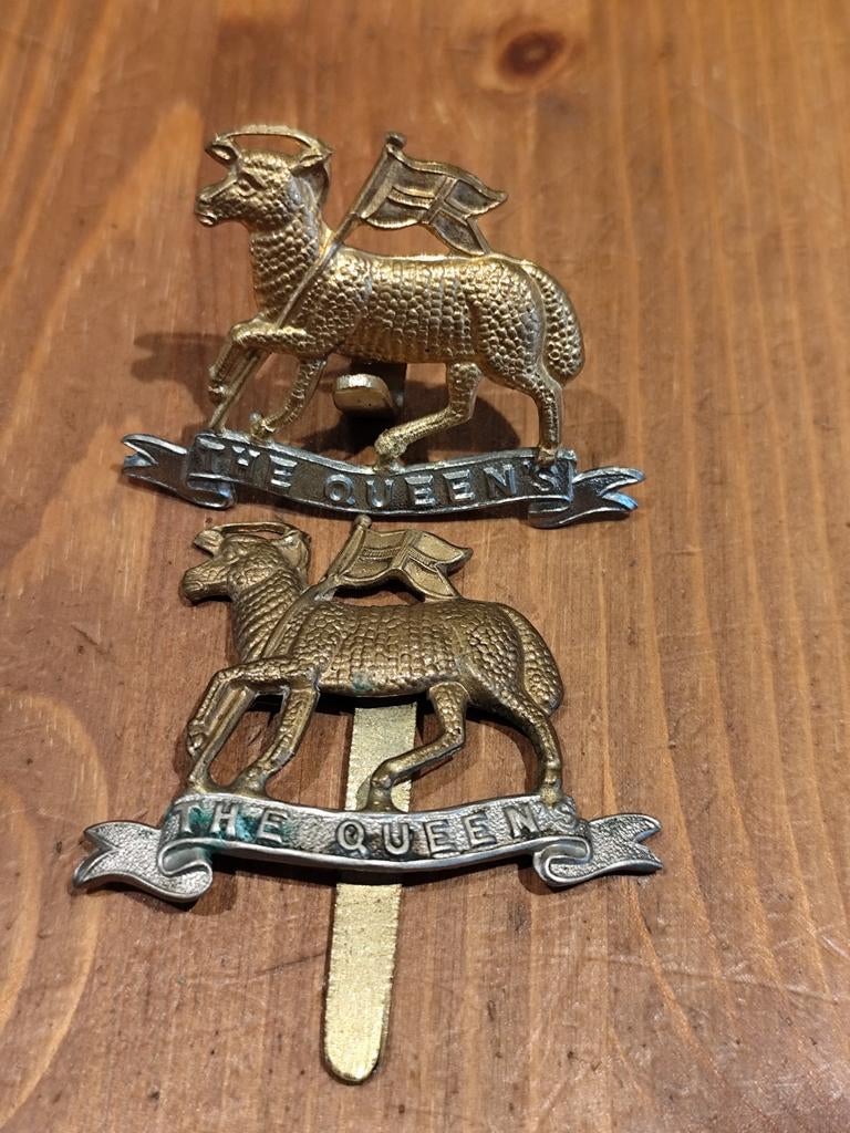 2 Het Royal West Surrey Regiment van de Koningin. Militaria, Verzamelen