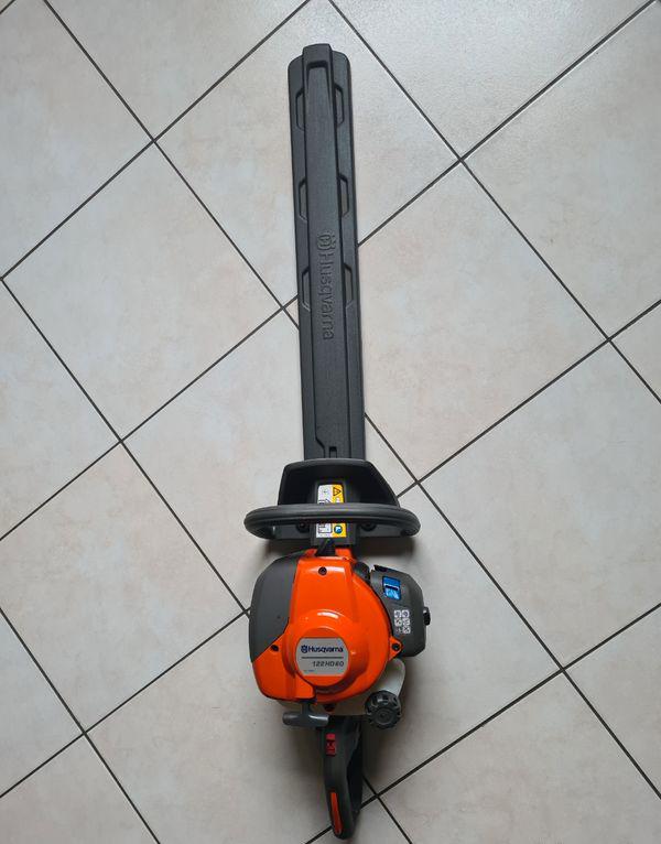 Taille haie husqvarna 122hd60, Jardin & Terrasse, Enlèvement, Comme neuf