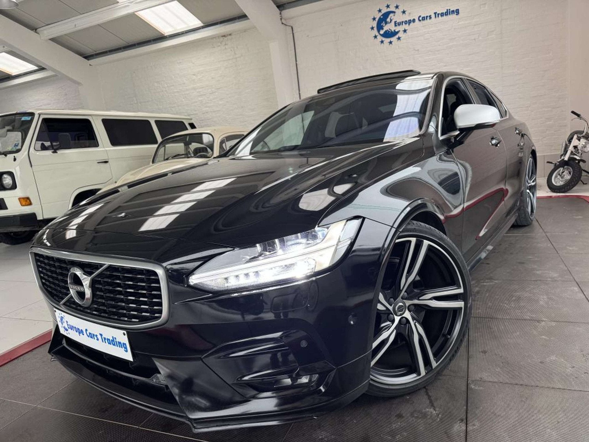 Volvo S90 II T6 R-Design 320ch AWD BVA Geartronic GPS CUIR T, Autos, Cuir, Entreprise, Ordinateur de bord, Noir