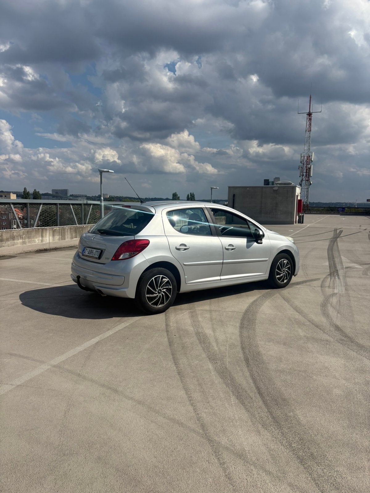 peugeot 207 automatique, Autos, Peugeot, Achat, Entreprise, Noir, 5 portes