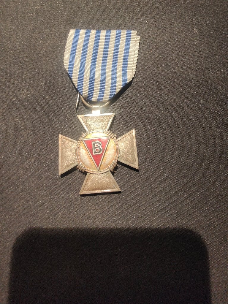 médaille Croix du prisonnier politique 1940-1945, Enlèvement ou Envoi