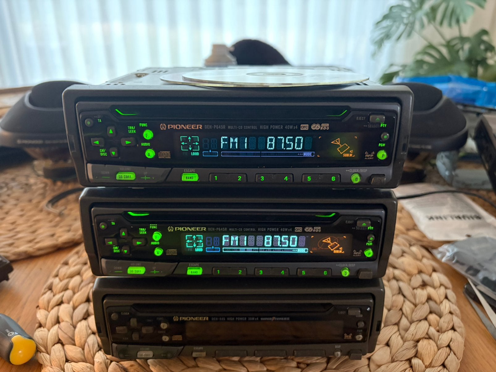 Pioneer DEH-P645R & DEH-445R Autoradio's, Enlèvement ou Envoi, Utilisé