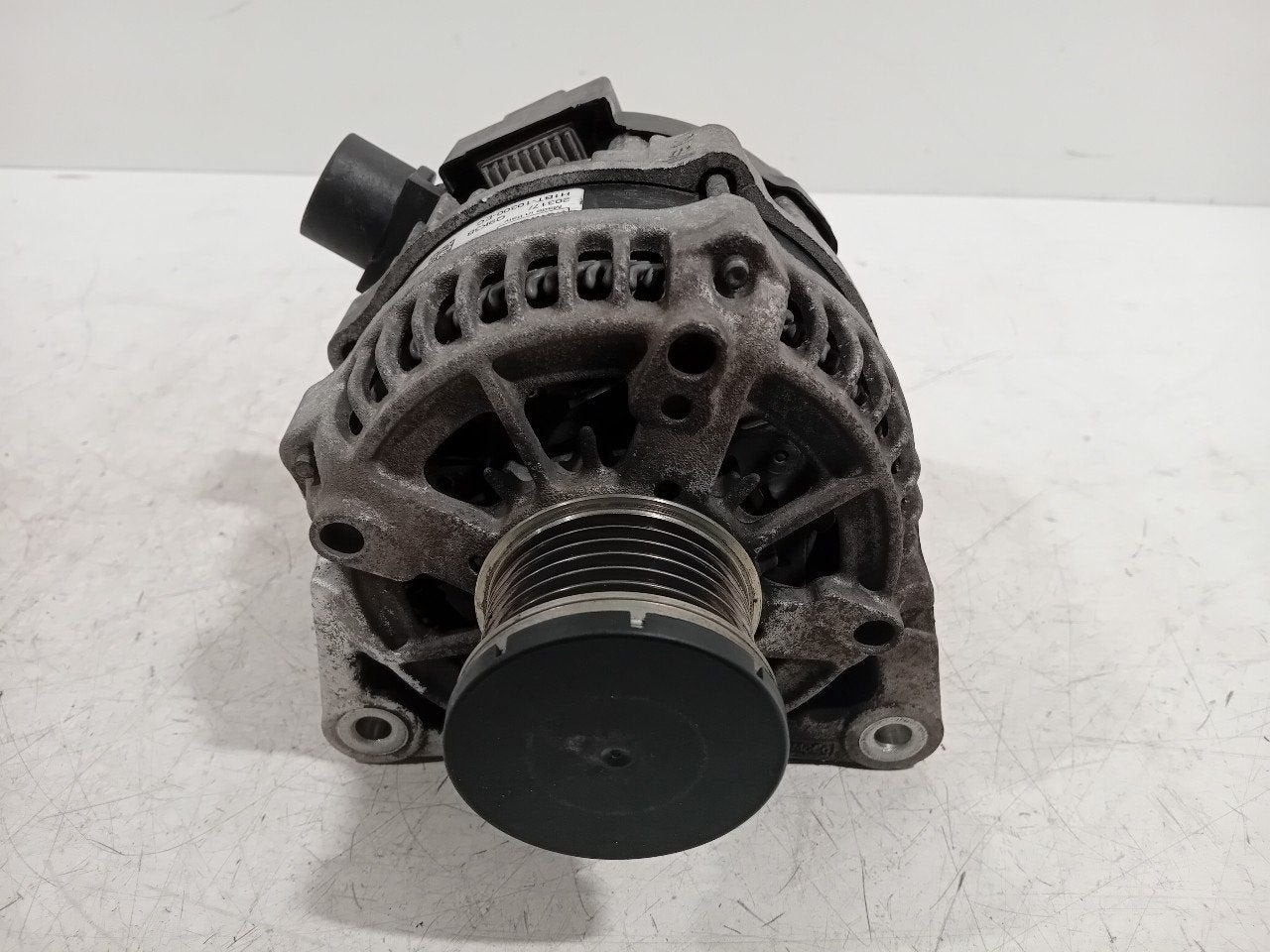 Dynamo Ford Fiesta, Onderdelen@venauto.nl, Van der Ven Autorecycling B.V., Gebruikt, Ettenseweg 76, 4706 PB Roosendaal, The Netherlands