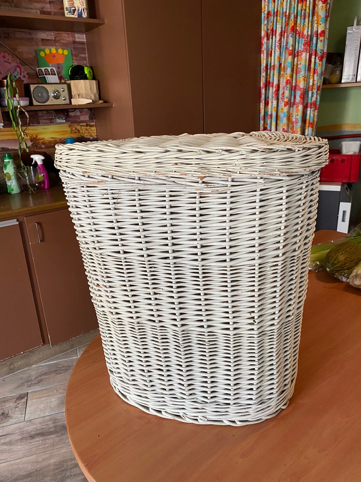 Wasmand wit riet, Ophalen, Zo goed als nieuw, Riet