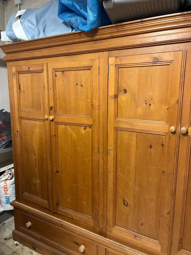 Gratis Massief houten vintage kast, Enlèvement