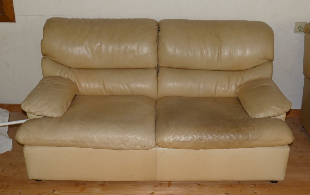 2 sièges en cuir identiques, Maison & Meubles, Canapés | Salons, Utilisé, Banc droit, Deux personnes, Moins de 150 cm, 75 à 100 cm
