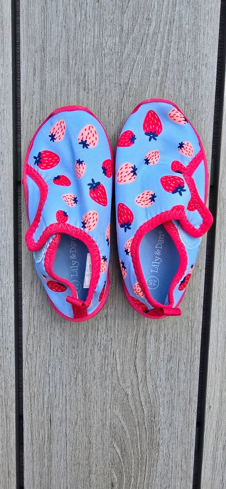 Waterschoenen maat 25 - nieuw, Kinderen en Baby's, Ophalen, Nieuw, Sportschoenen